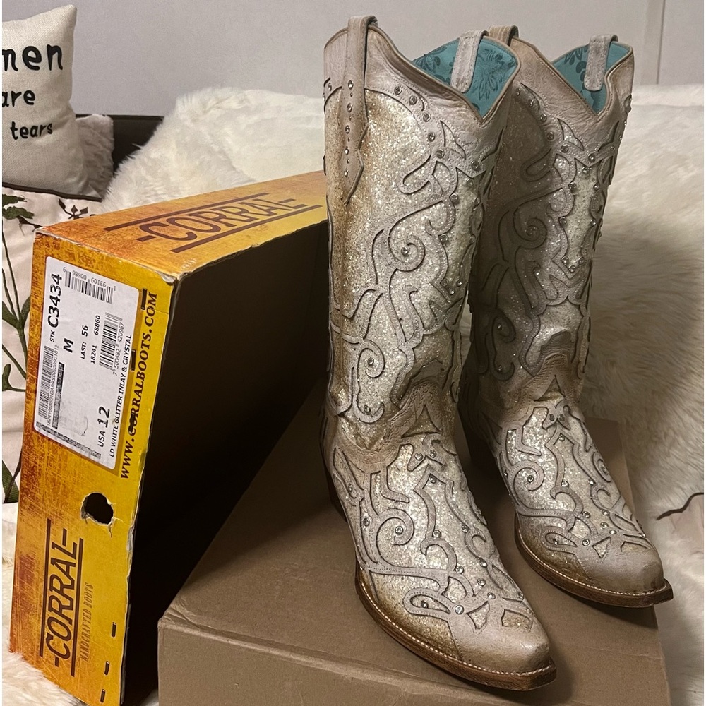 Like New Corral Boots. Worn once for about 3 hours
